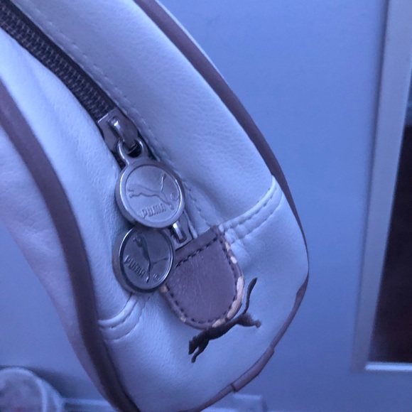 🛍PUMA HANDBAG - Picture 3 of 4